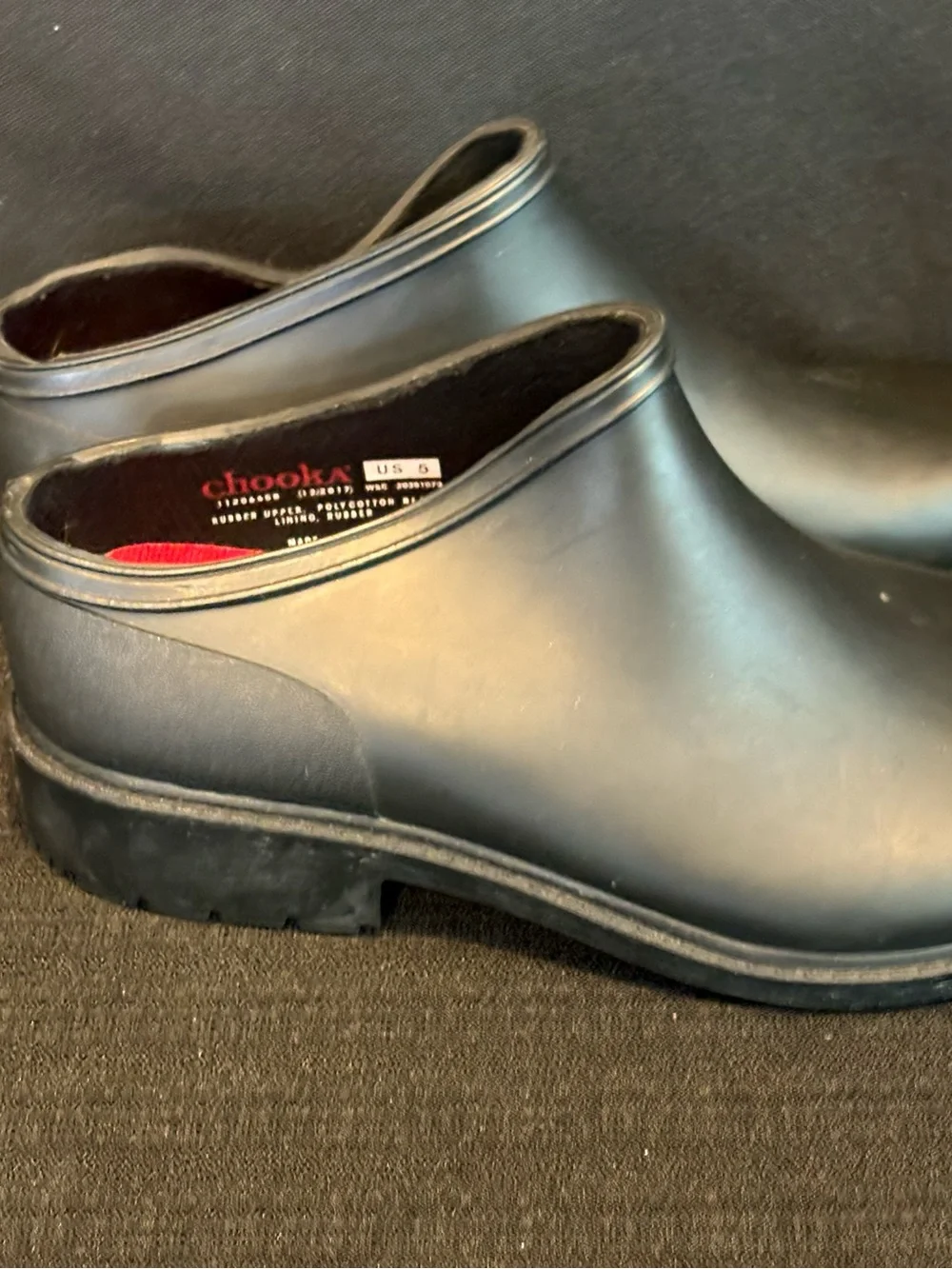 Women size 5 Chooka Classic Heel Clog rubber waterproof “new without tags”
